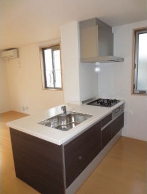 オープンタイプのシステムキッチン