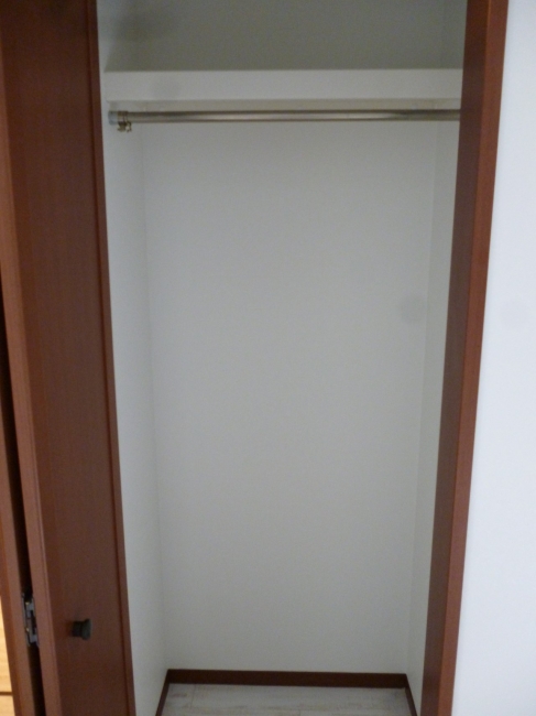 0000000000000000100000016206709_17