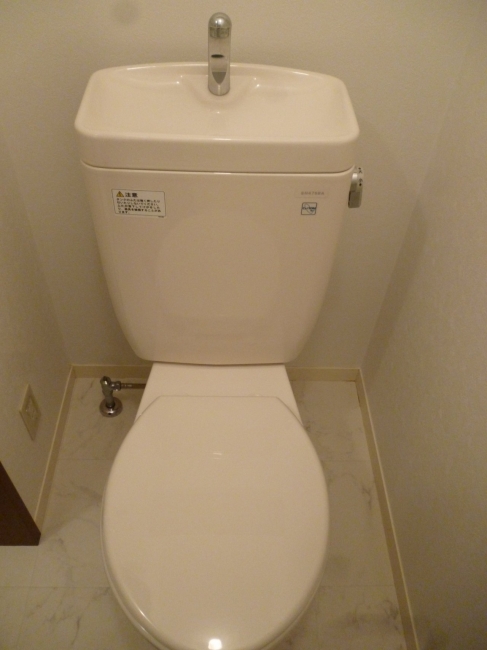 0000000000000000100000016206709_14