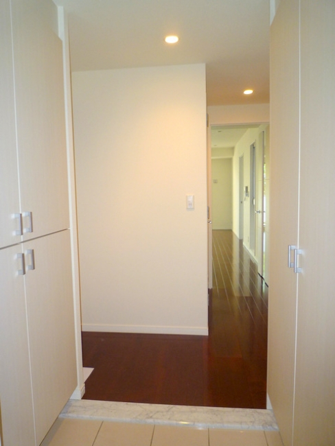 玄関もスペースに余裕あり