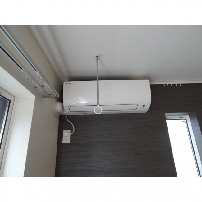 リビングエアコン