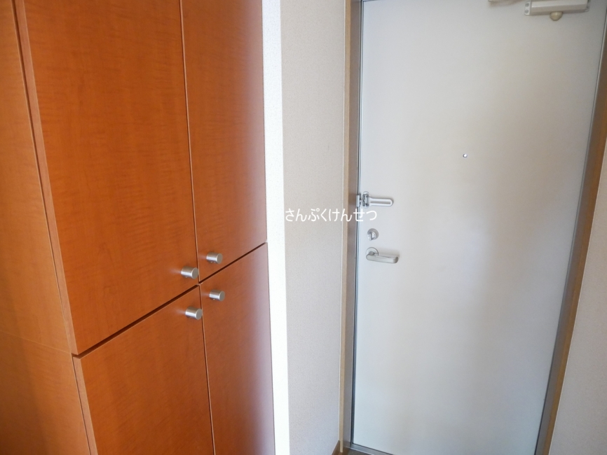 ドリームハウス_玄関