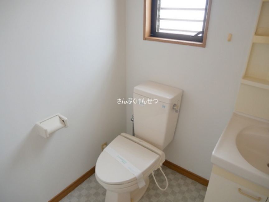 トイレ窓あり