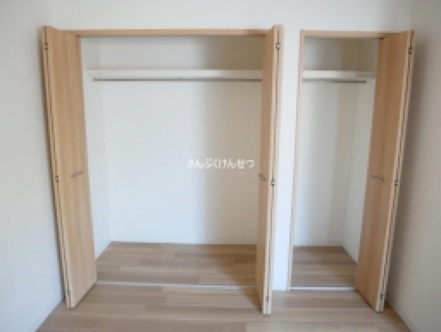 大きめのクローゼット