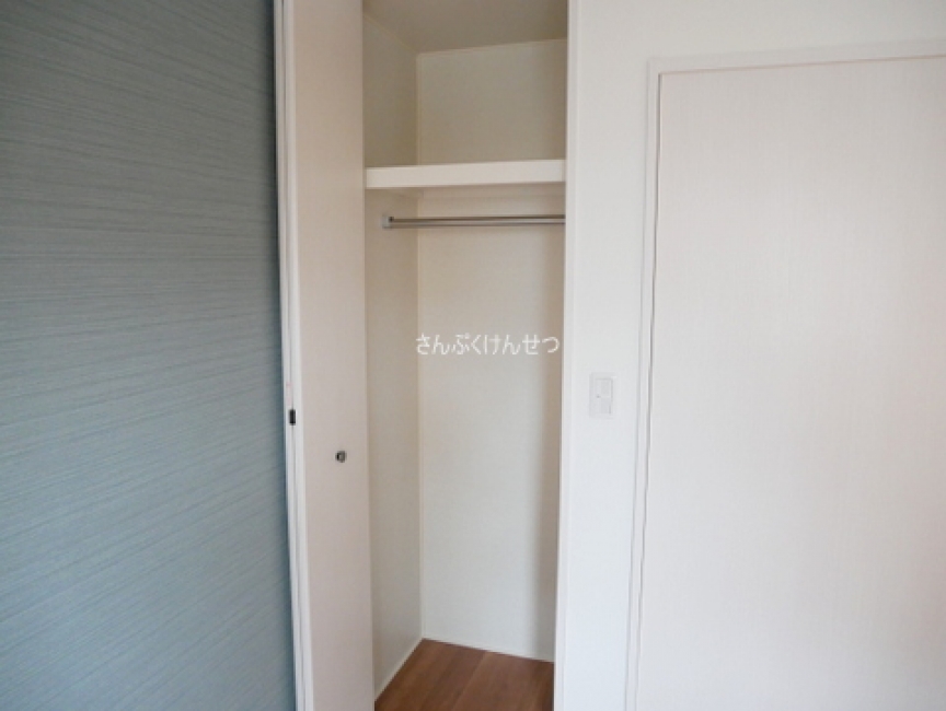 パピエ自由が丘_洋室収納