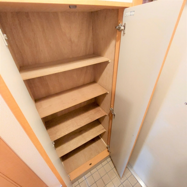 シューズボックス