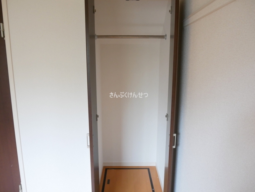 ウッドスペース奥沢_クローゼット