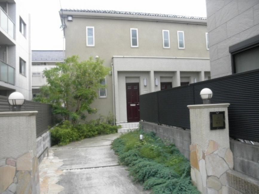 ローレンス奥沢_物件エントランス