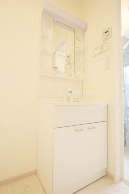 Maison KURA_独立洗面台