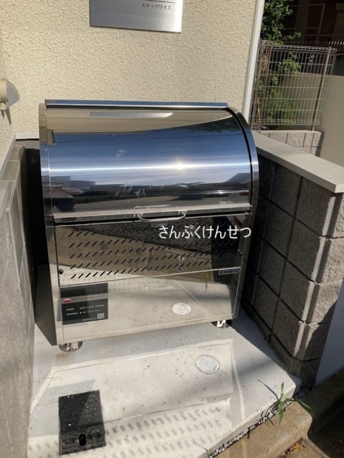 STEP WISE_敷地内ごみ置場