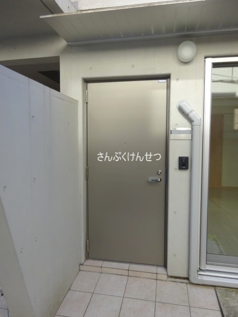 KIRIE自由が丘_玄関ドア