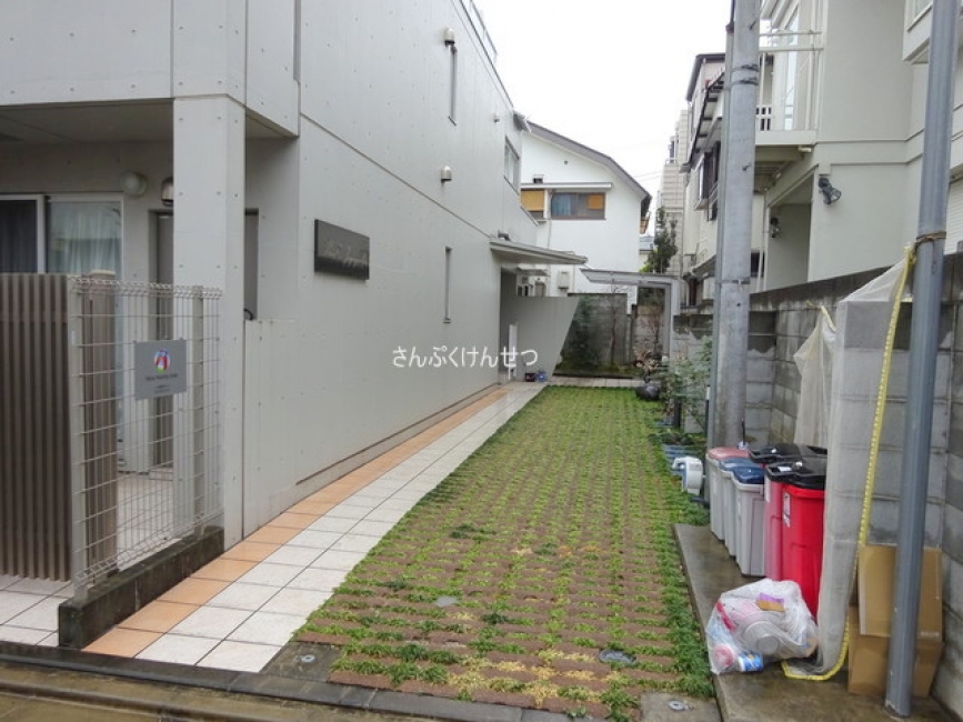 KIRIE自由が丘_エントランス