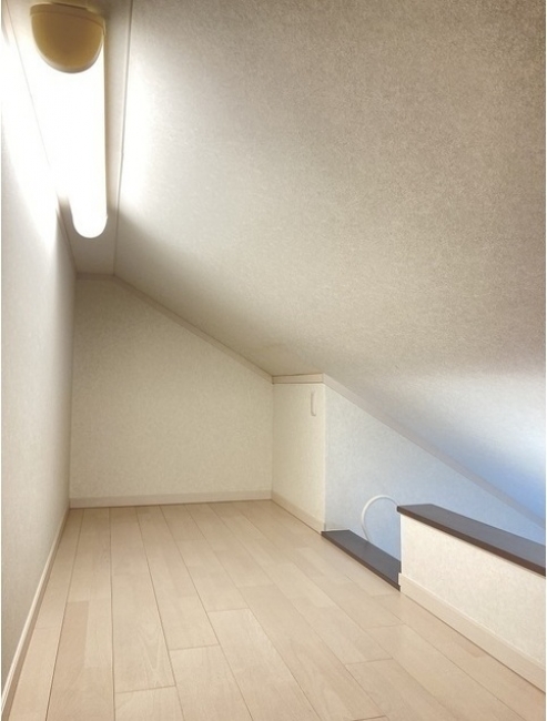 ヴィクトワール奥沢_約3.3帖ロフト