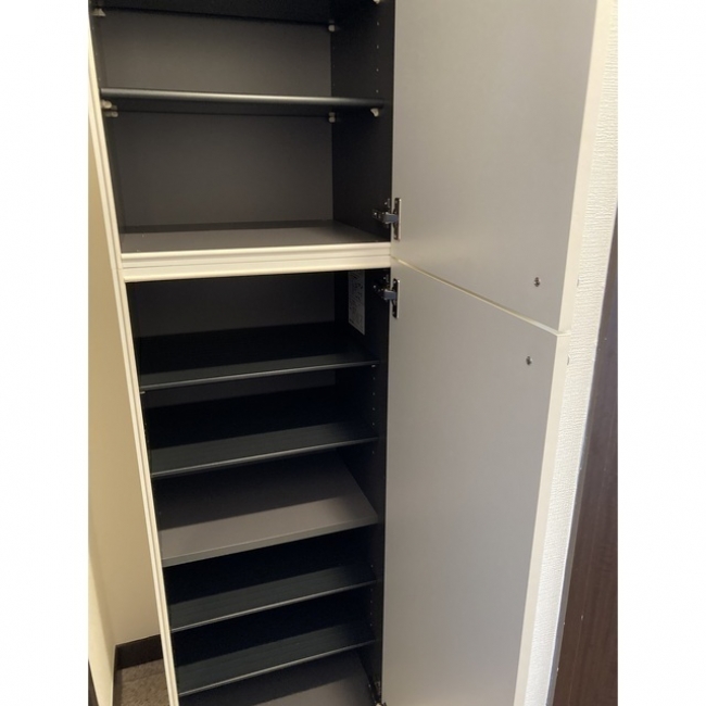 レラージュ自由が丘_シューズボックス