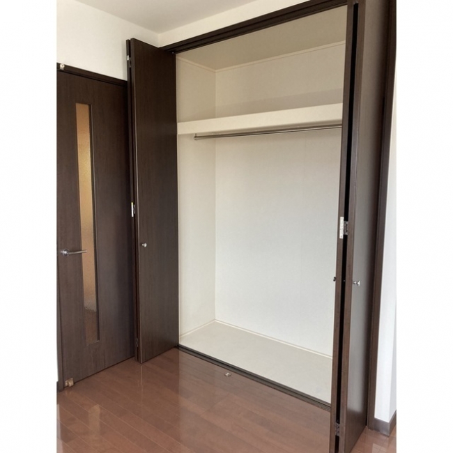 レラージュ自由が丘_収納