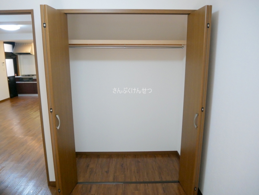 グレイスベル自由が丘_6帖洋室クローゼット