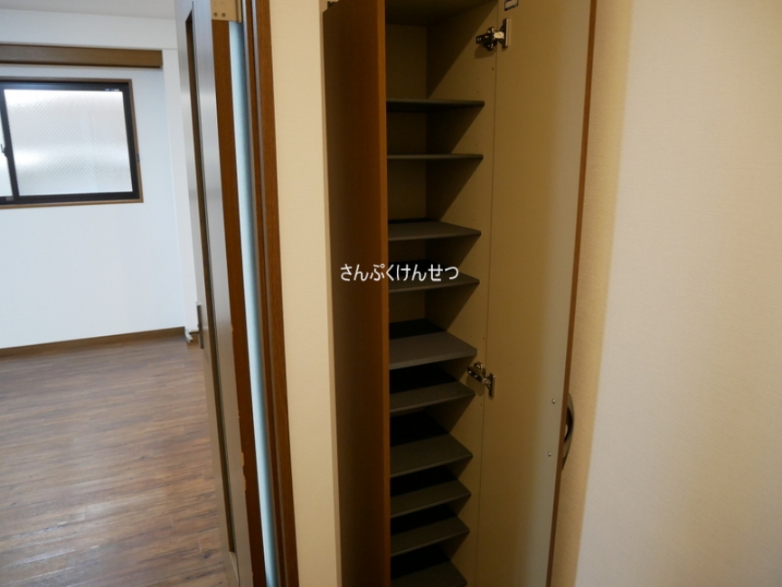 グレイスベル自由が丘_シューズボックス2か所