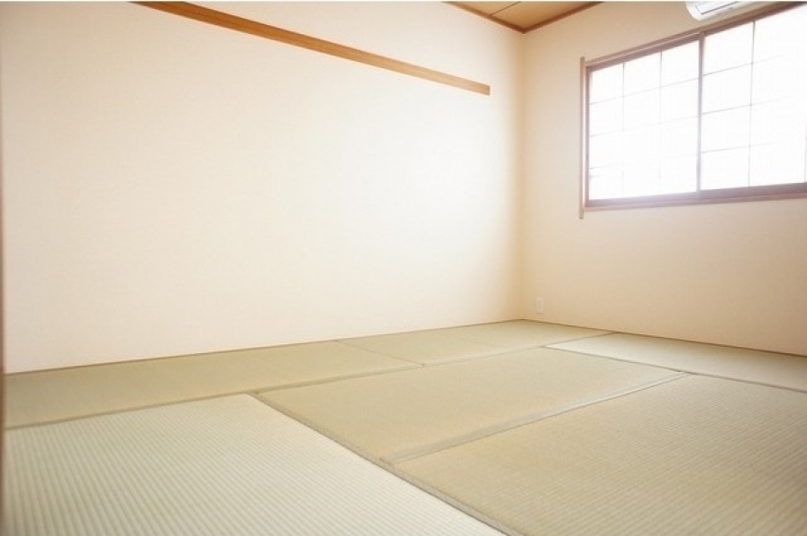 ロサーナ奥沢_6帖和室