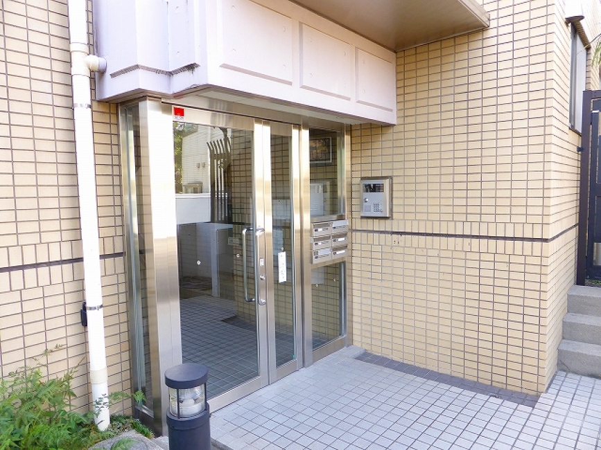 ロサーナ奥沢_エントランス