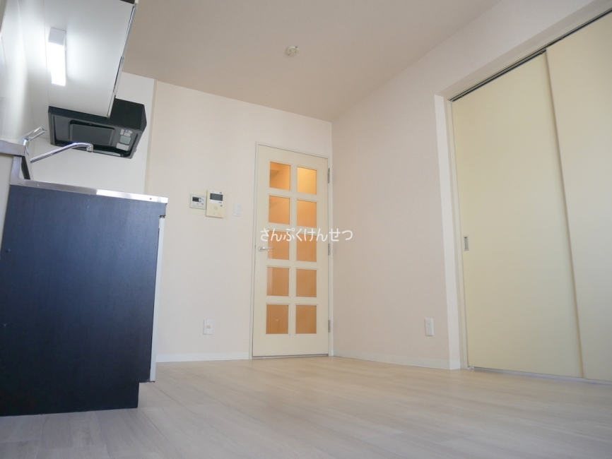 セザール自由が丘_約8帖ダイニングキッチン