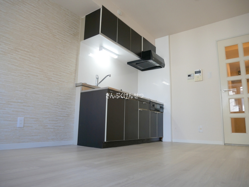 セザール自由が丘_約8帖ダイニングキッチン