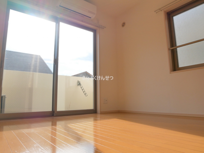 ホームズ尾山台_陽当り良好・複層ガラス