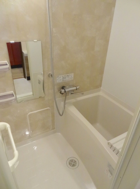 ウェルスクエアイズム奥沢_浴室乾燥機付