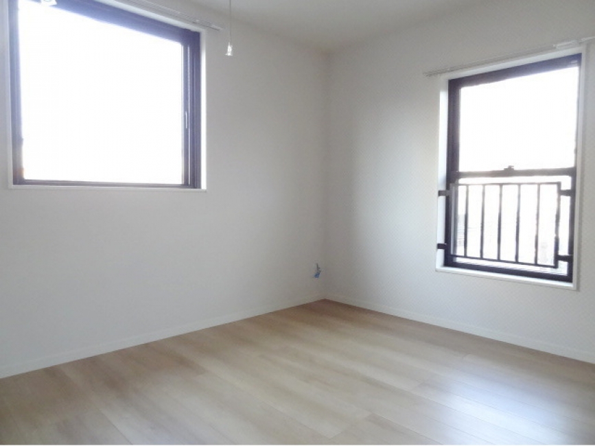 ウェルスクエアイズム奥沢_北東角部屋