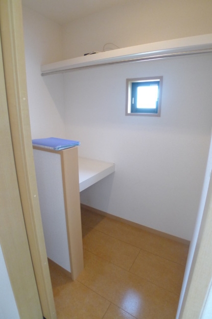 蓼科荘_ウォークインクローゼット