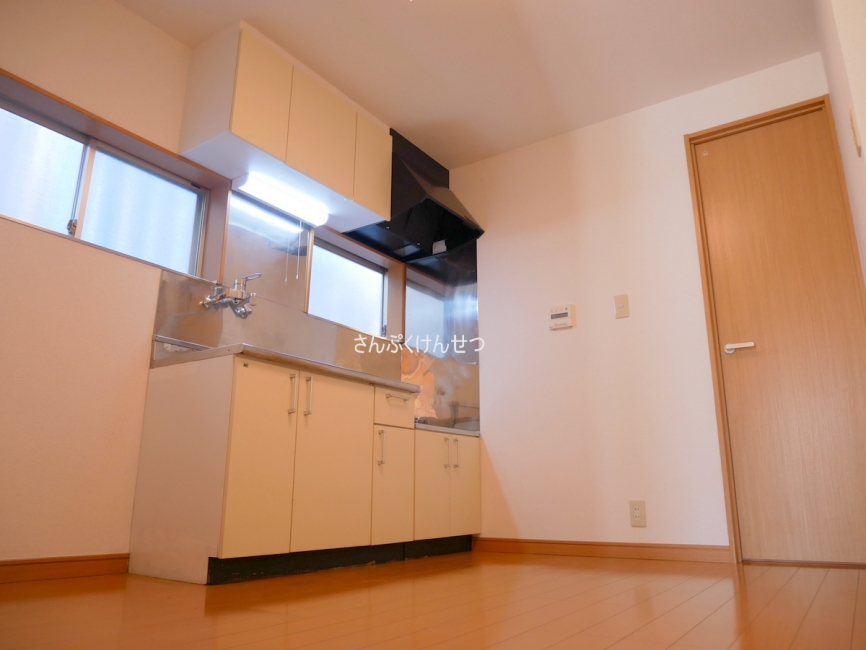 田園調布ハイム_約5帖ダイニングキッチン