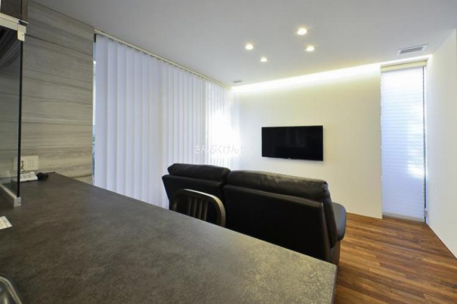 尾山台二丁目戸建_1_リビング