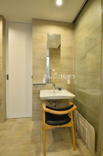 尾山台二丁目戸建_1_洗面台