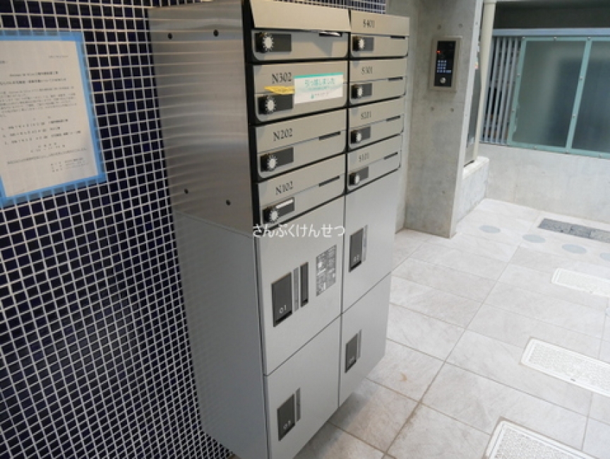 chateau de bliss(シャトーブリス)_宅配ボックス