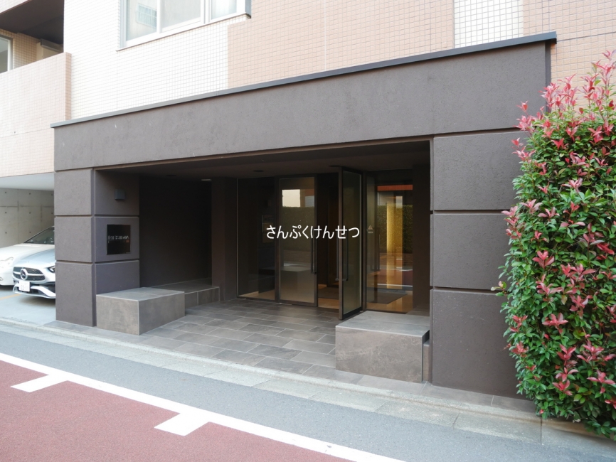 レジディア自由が丘_エントランス