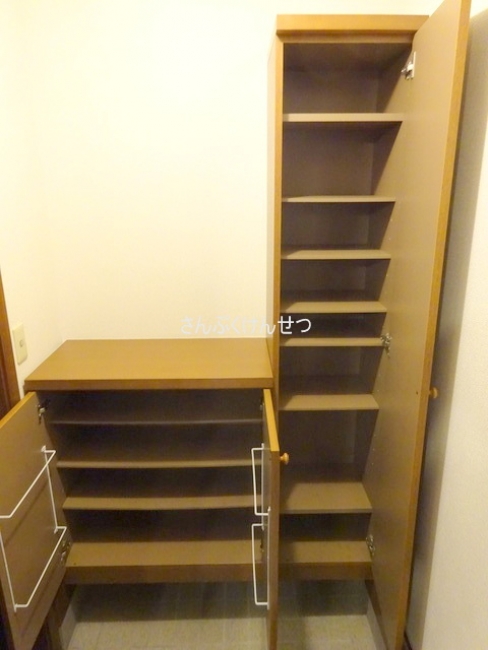 自由が丘2-16賃貸住宅_シューズボックス