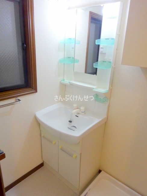 自由が丘2-16賃貸住宅_独立洗面台