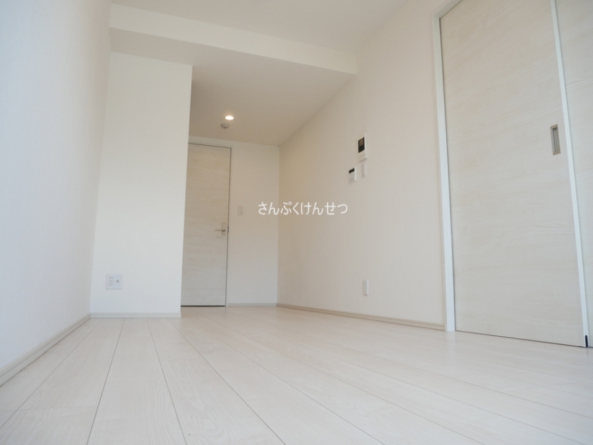 アトリオフラッツ奥沢_約8帖リビング