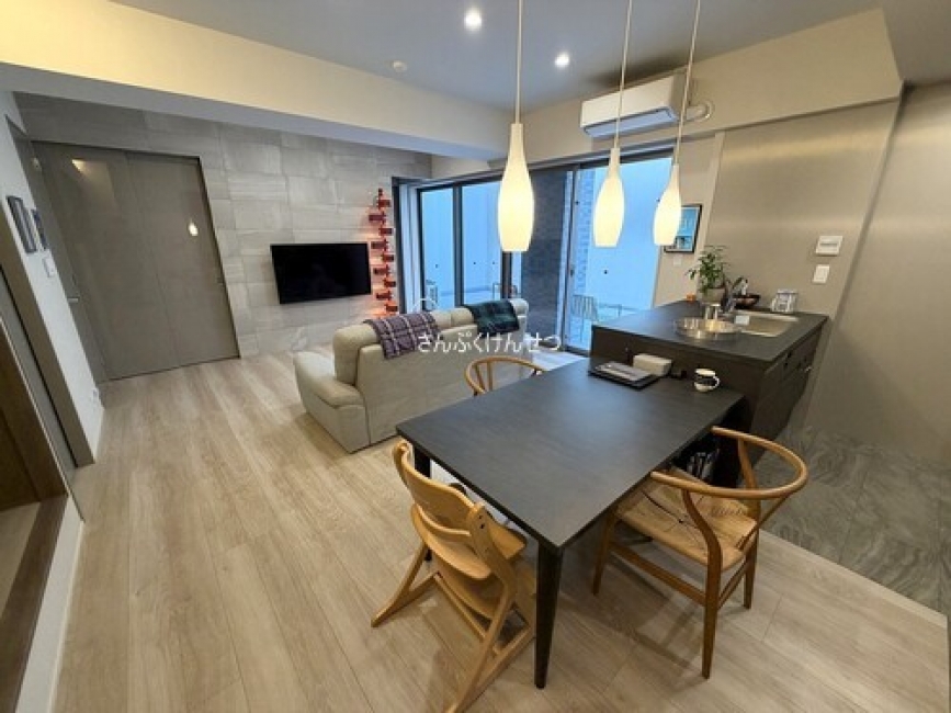 フェリスコート自由が丘_約19.9帖リビング