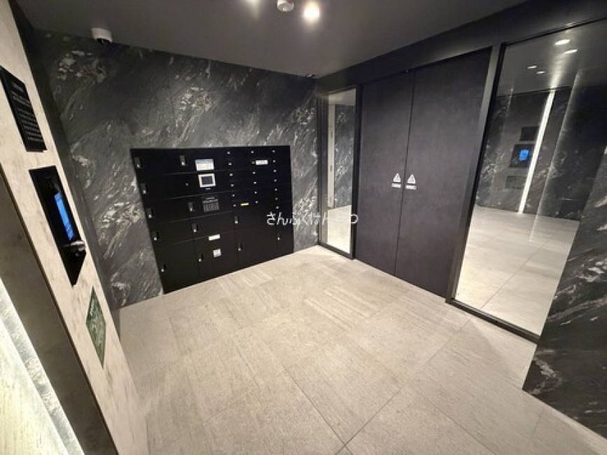 フェリスコート自由が丘_メールボックス