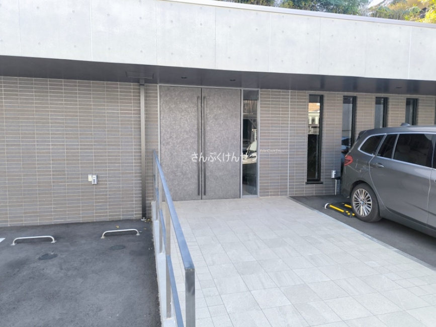 フェリスコート自由が丘_エントランス