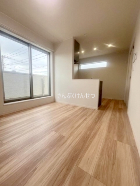 リラ奥沢_約9帖リビング