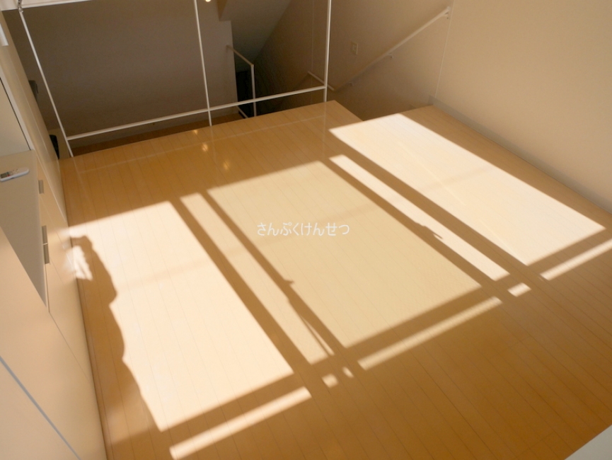 FLEG自由が丘EL_南向き陽当り良好