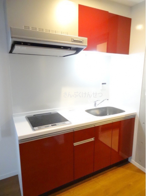 ウェルスクエアイズム奥沢_IH2口キッチン