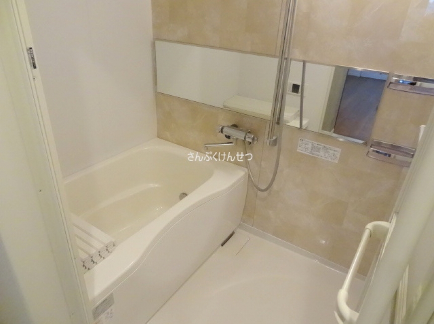 ウェルスクエアイズム奥沢_浴室乾燥機付