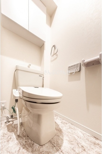 ウェルスクエア自由が丘WEST_温水洗浄便座