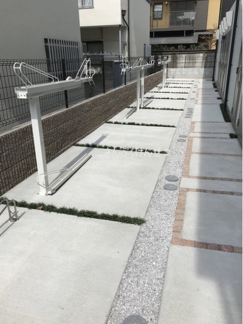 ウェルスクエア自由が丘WEST_駐輪場