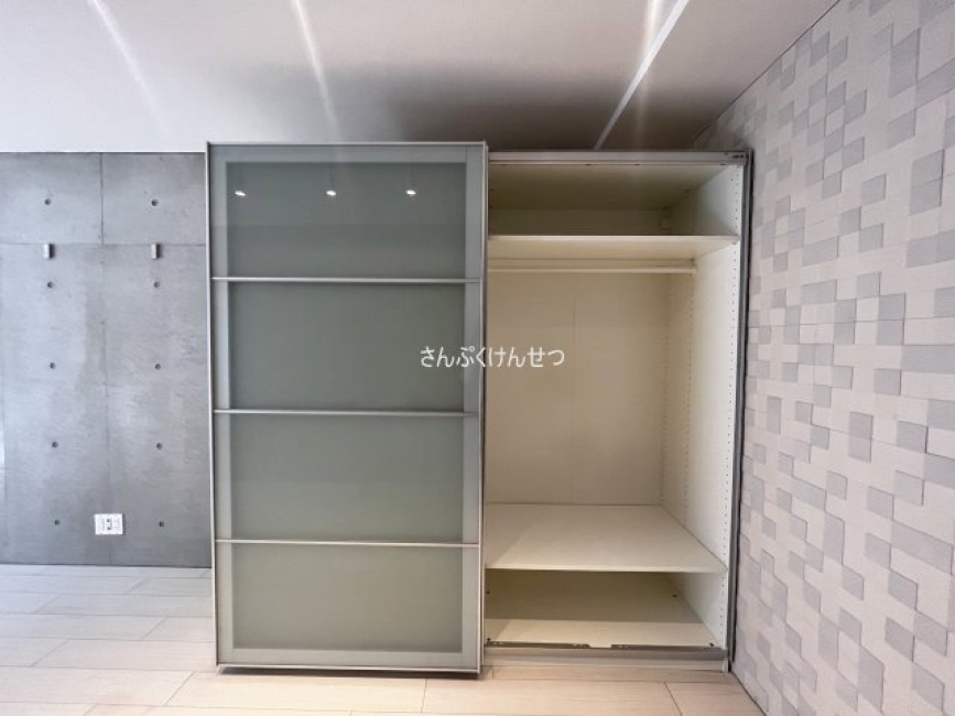 アレーロ自由が丘_収納