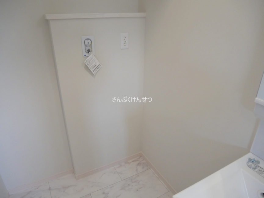 リラ奥沢_室内洗濯機置場