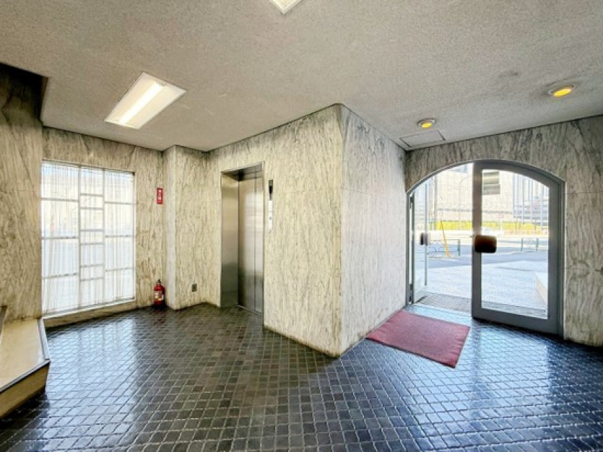 エレベーターホール