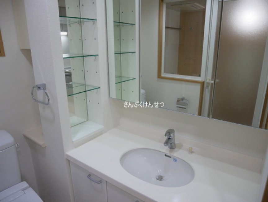 グランピア自由が丘_洗面